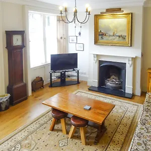  Holiday home Hallgarth House